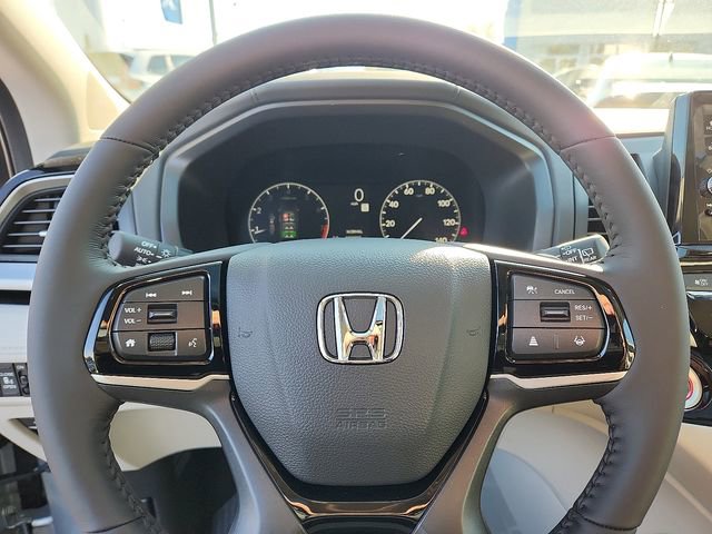 New 2026 Honda Odyssey Touring image 18