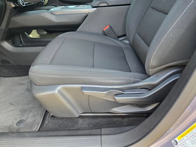 Used 2025 Chevrolet Equinox EV LT FWD image 17