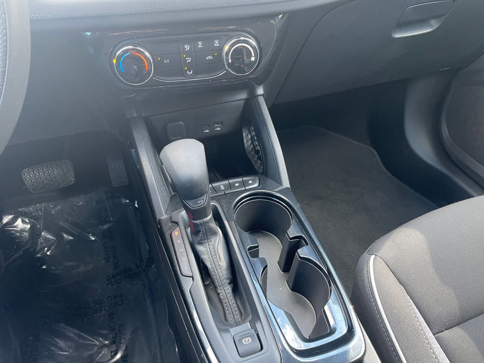 Used 2025 Chevrolet TrailBlazer LT image 37