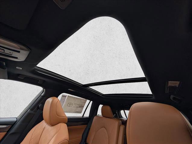 New 2025 Toyota Highlander Platinum image 29