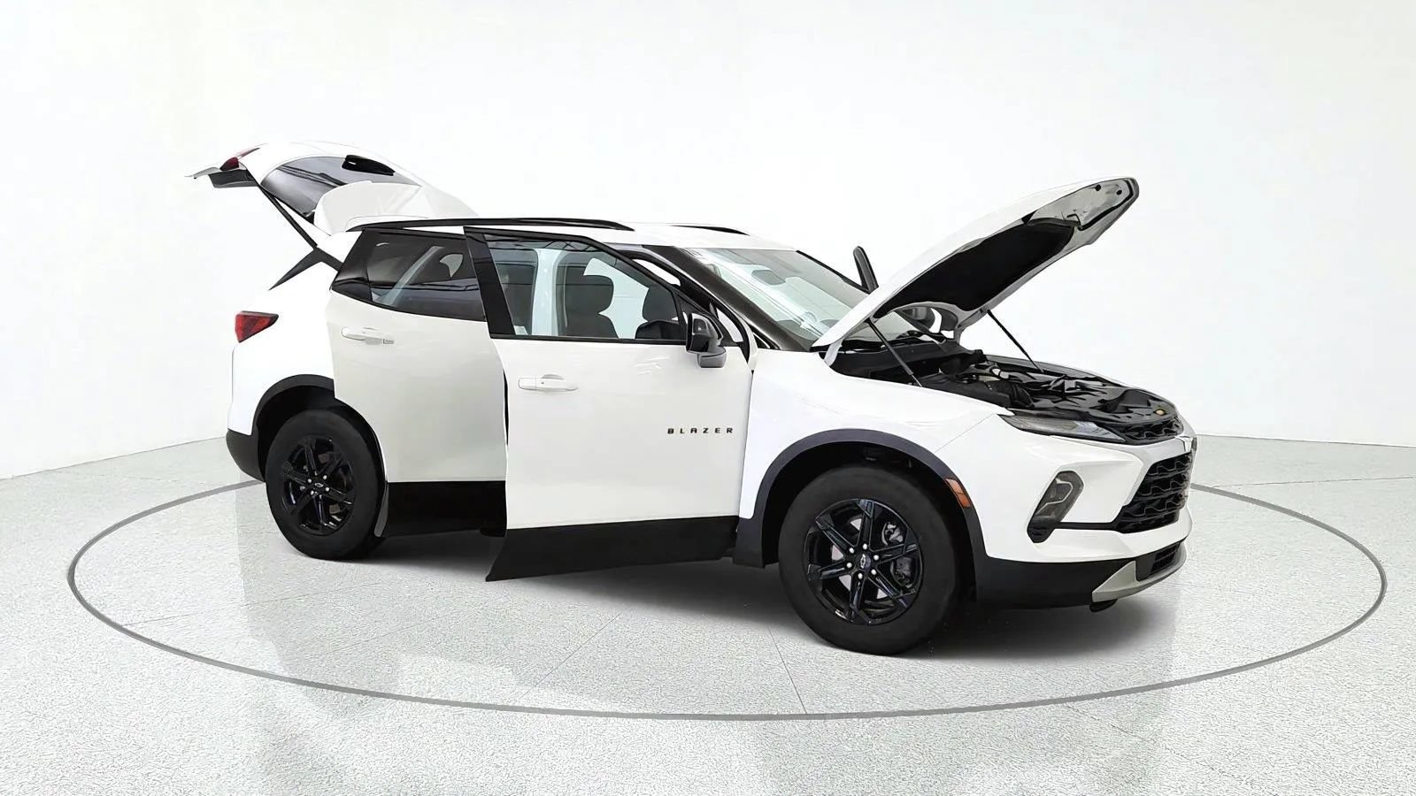 Used 2023 Chevrolet Blazer LT w/ Convenience Package FWD image 11