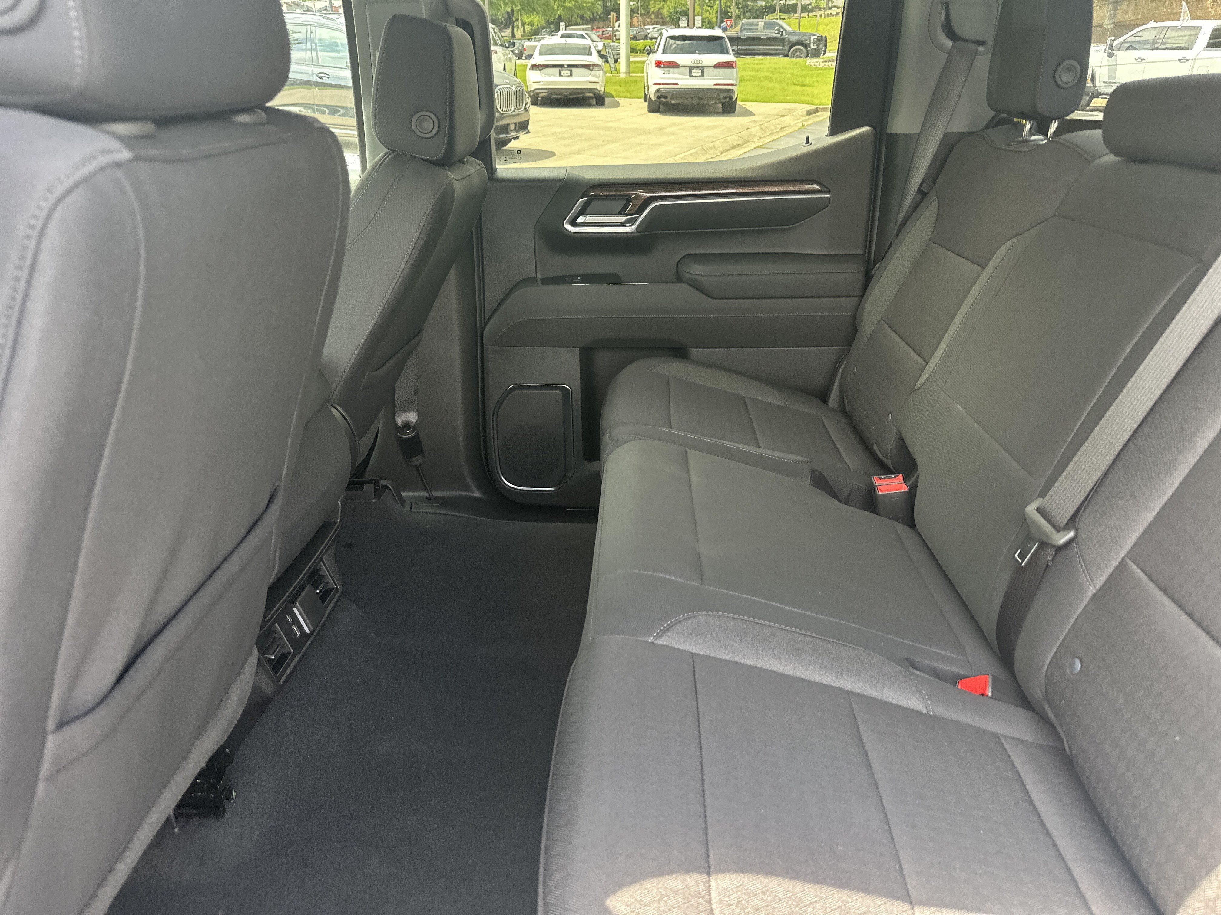 Certified 2026 Chevrolet Silverado 1500 LT RWD image 19
