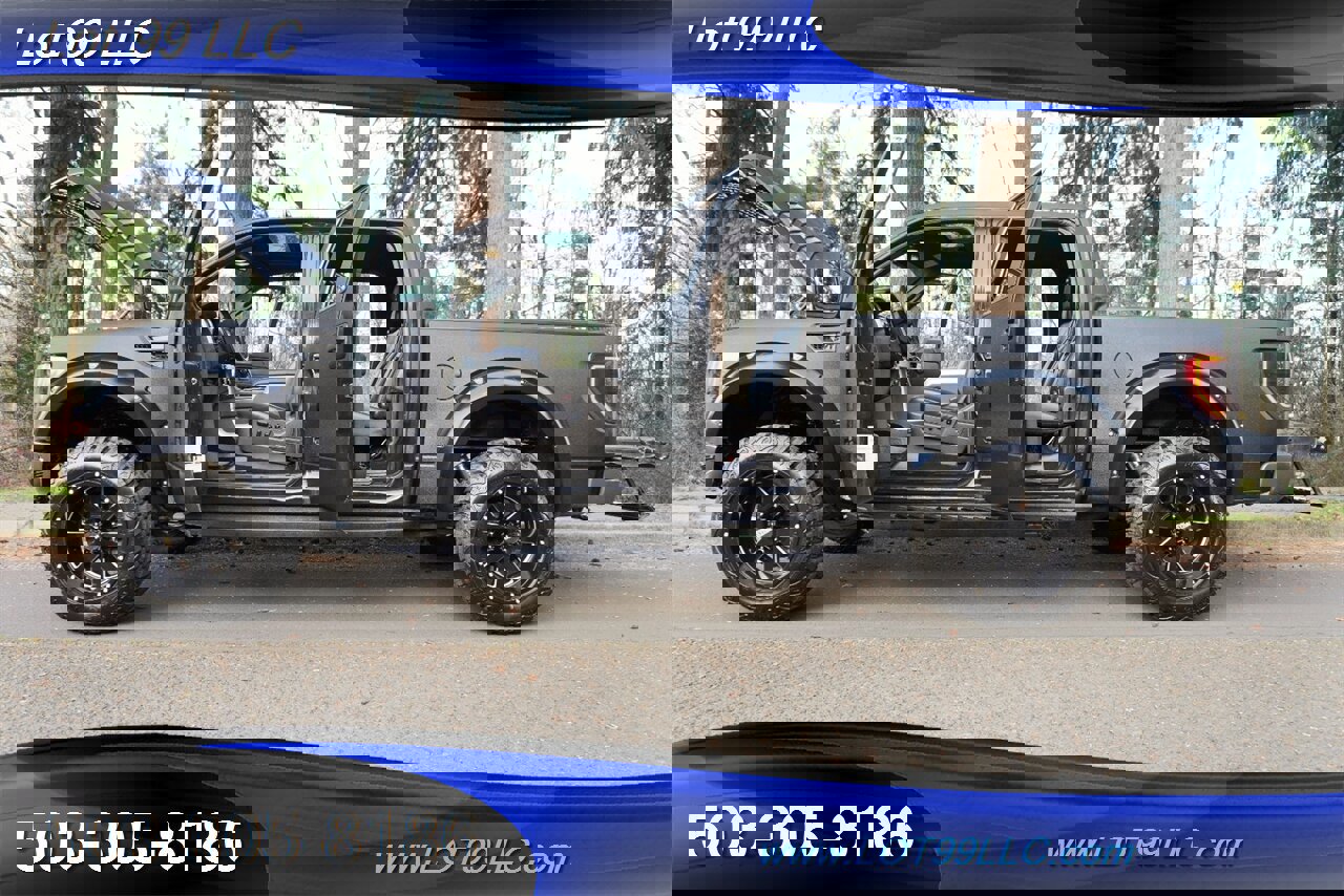 Used 2013 Ford F150 Raptor w/ Luxury Equipment Group image 29