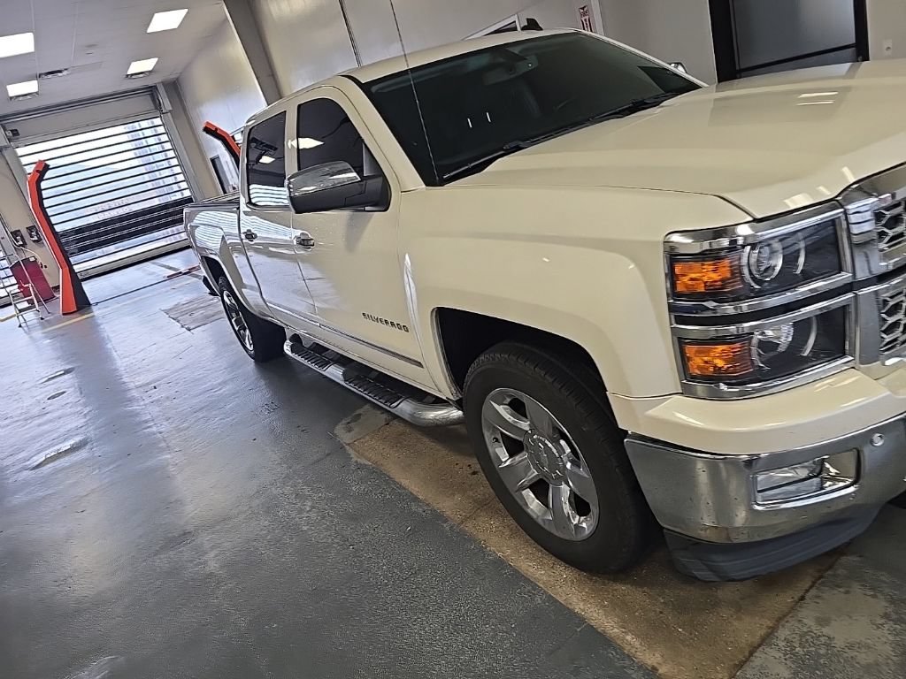Used 2014 Chevrolet Silverado 1500 LTZ w/ LTZ Plus Package AWD/4WD image 2