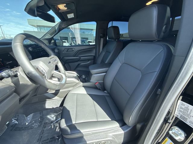 Used 2025 Chevrolet Colorado Trail Boss image 11