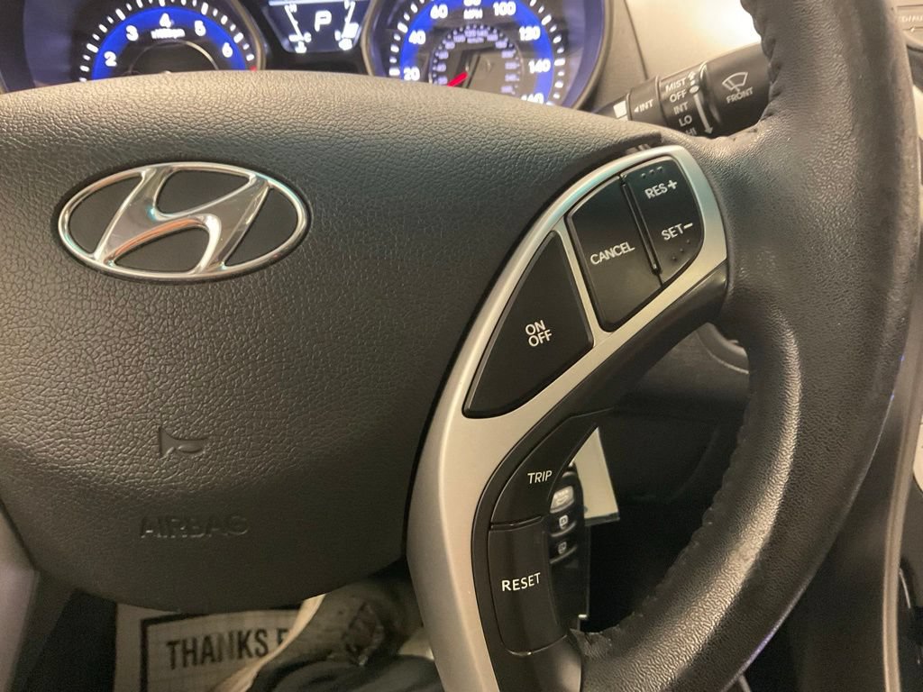 Used 2012 Hyundai Elantra Limited FWD image 22