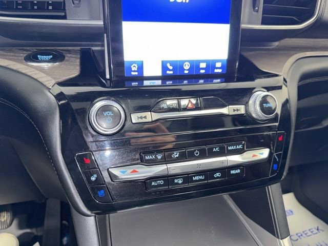 Used 2023 Ford Explorer Platinum w/ Technology Package image 26