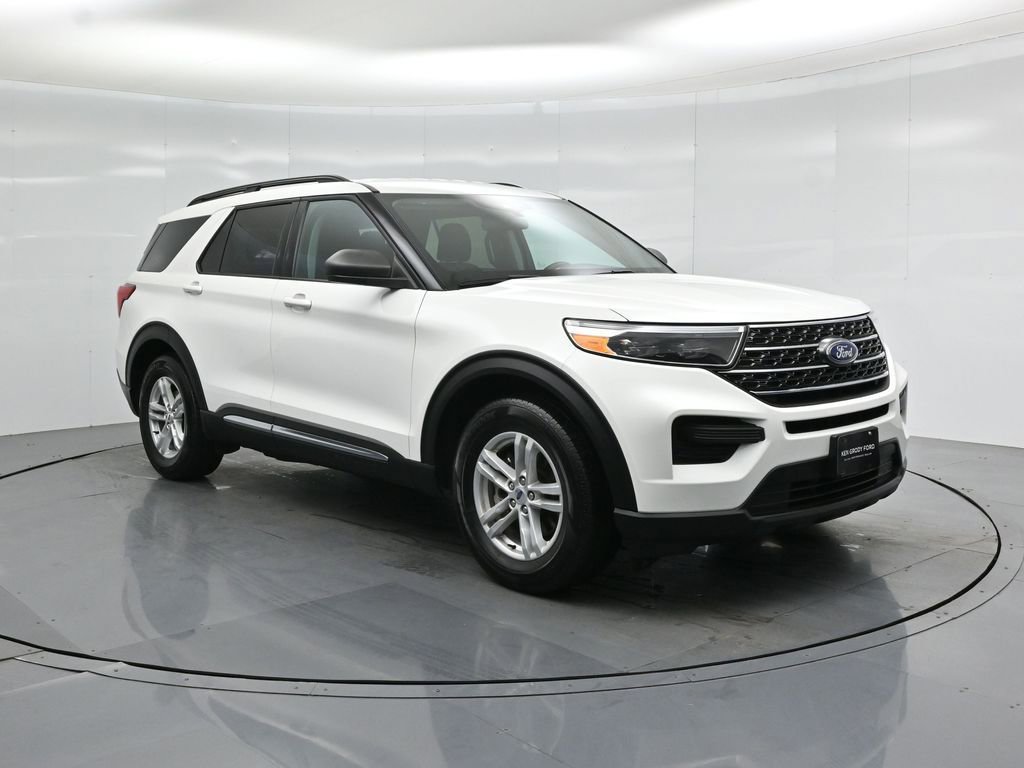 Certified 2024 Ford Explorer XLT RWD image 57