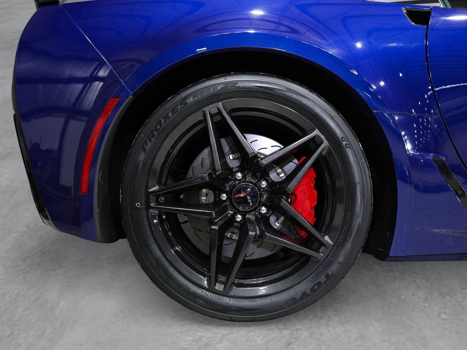 Used 2018 Chevrolet Corvette Grand Sport RWD image 34