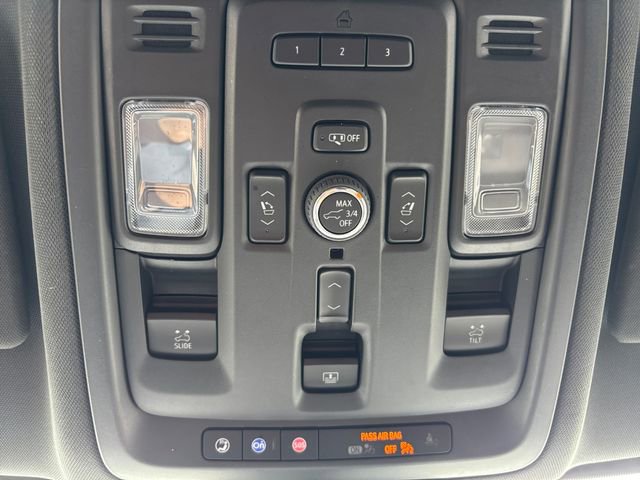 Used 2023 Chevrolet Suburban High Country w/ Premium Package 2 image 25