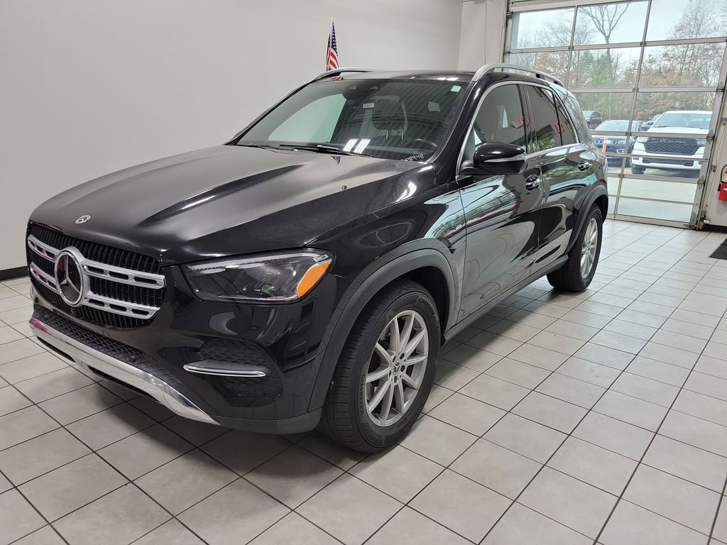 Used 2024 Mercedes-Benz GLE 350 GLE 350 w/ 3rd Row Seat Package image 15