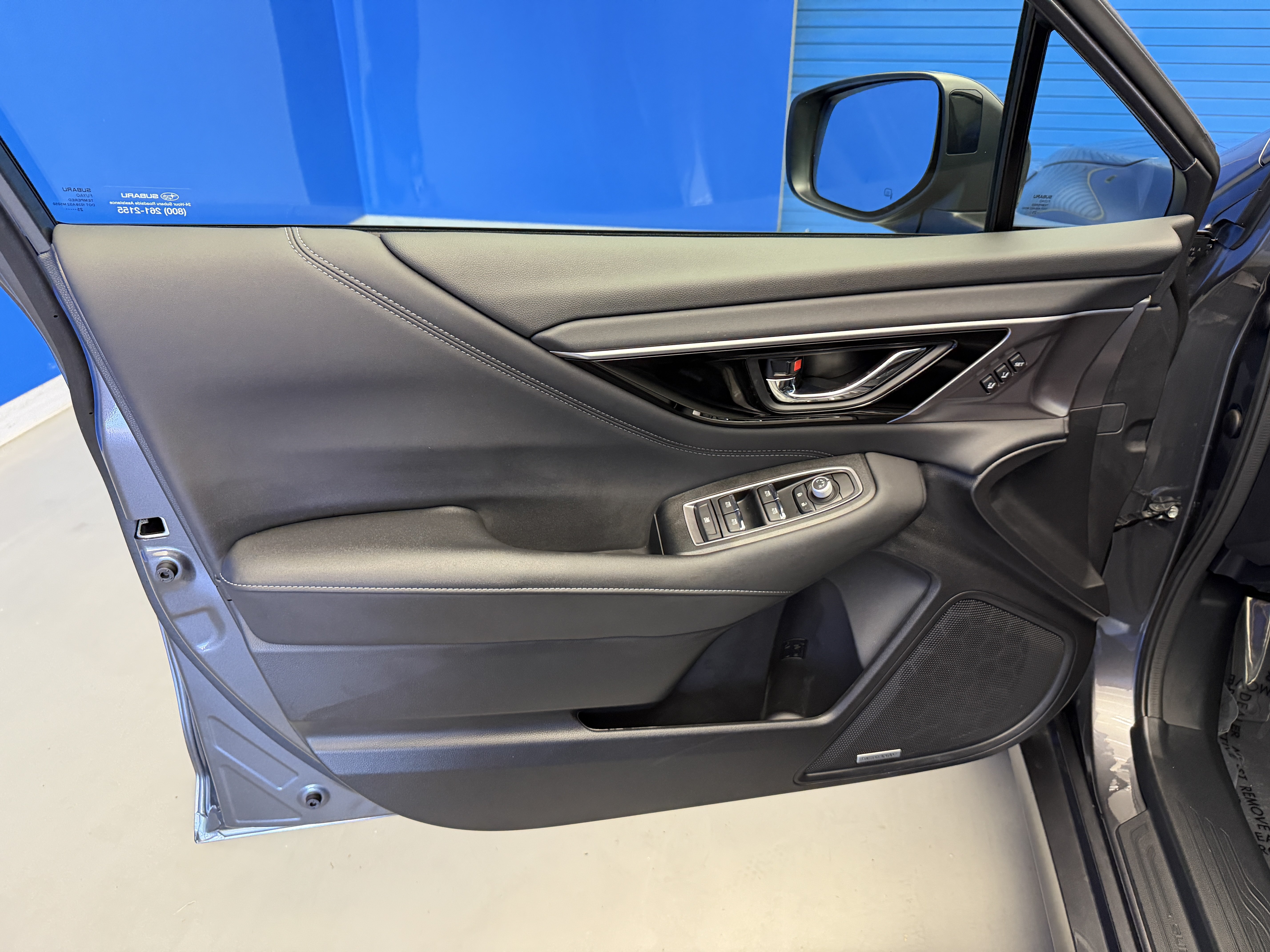 Certified 2025 Subaru Legacy Limited AWD/4WD image 9