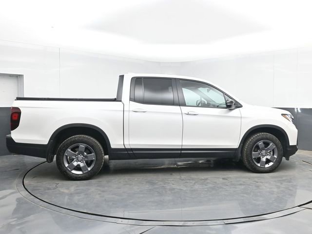 Used 2024 Honda Ridgeline TrailSport image 11