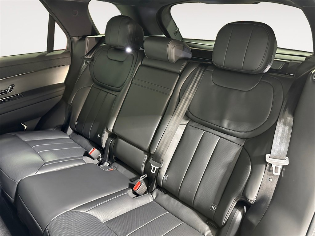 New 2026 Land Rover Range Rover Sport SE image 13