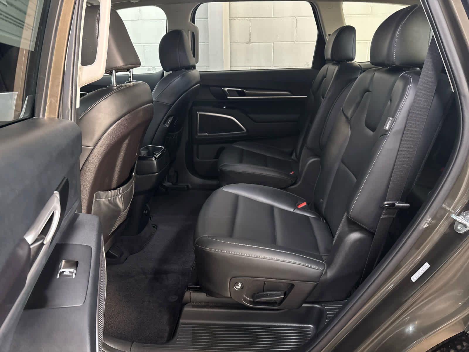 Used 2025 Kia Telluride S image 38