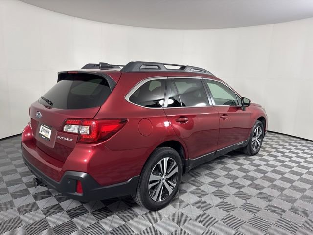 Used 2019 Subaru Outback 2.5i Limited image 3