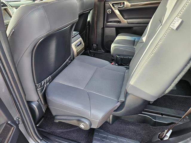 Used 2021 Lexus GX 460 Premium w/ Accessory Package AWD/4WD image 18