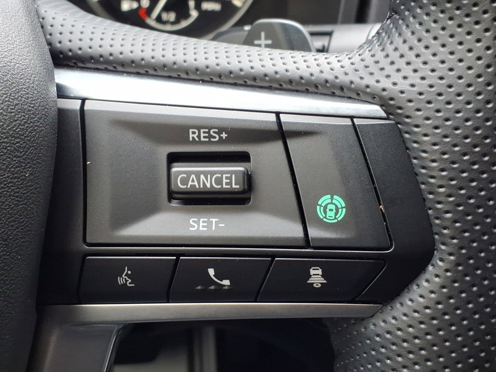 Used 2024 Mitsubishi Outlander SE image 30