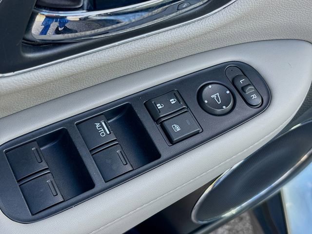 Used 2017 Honda HR-V EX-L image 21