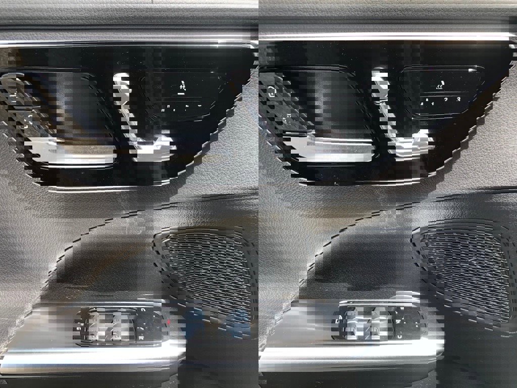 Certified 2023 Mercedes-Benz C 300 4MATIC Sedan image 12