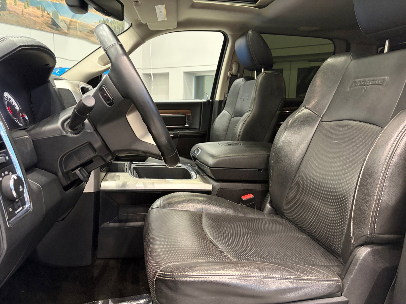 Used 2016 RAM 2500 Laramie w/ Convenience Group AWD/4WD image 12