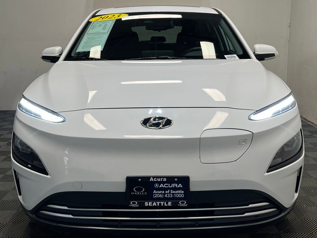Used 2023 Hyundai Kona SEL image 2