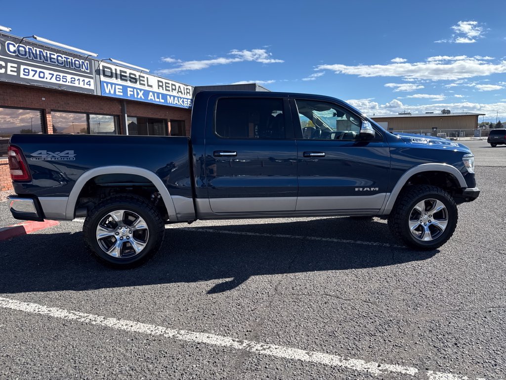 Used 2019 RAM 1500 Laramie w/ Off Road Group AWD/4WD image 12