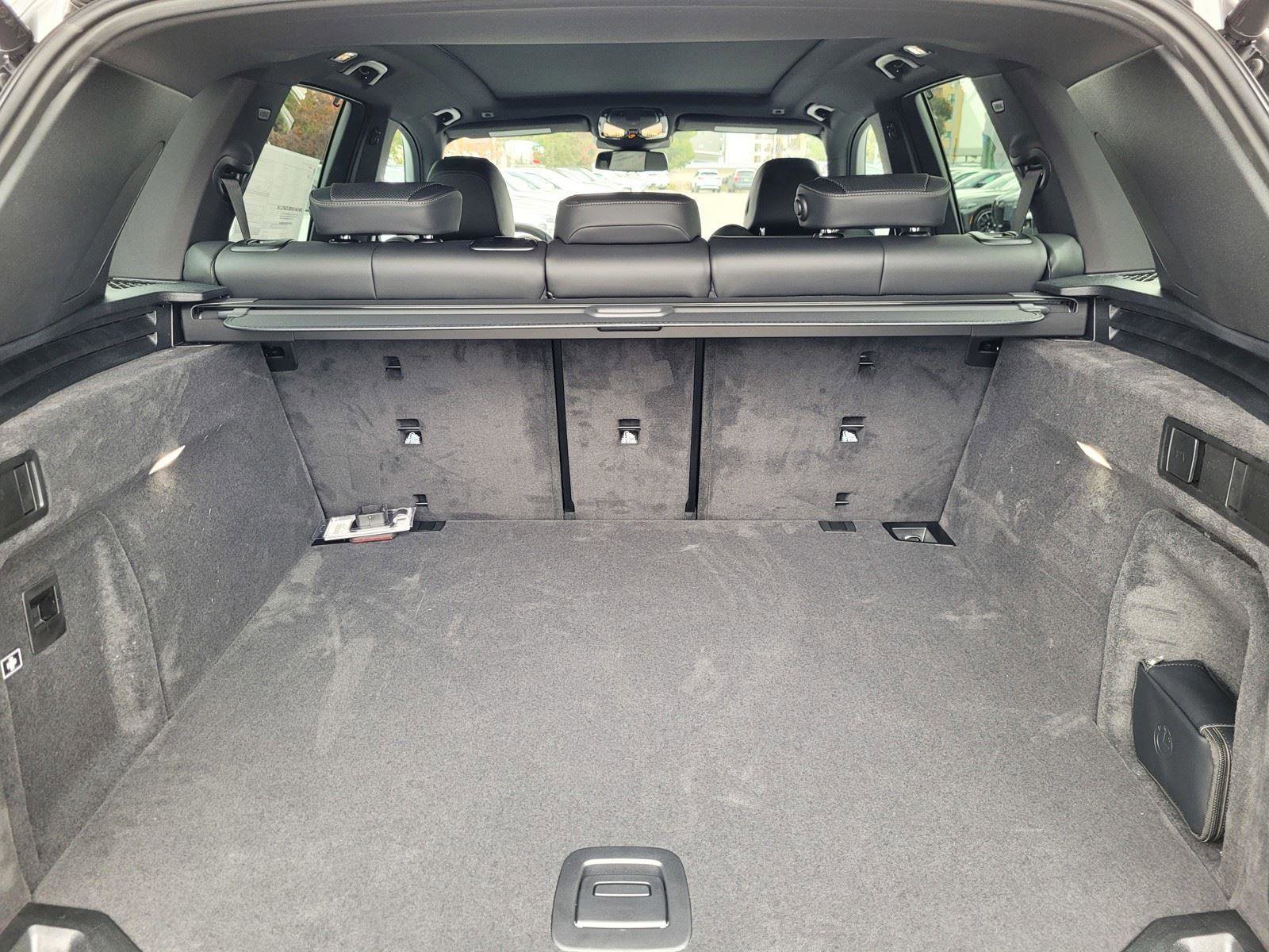 New 2026 BMW X5 xDrive40i w/ M Sport Package AWD/4WD image 19