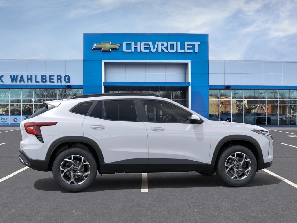New 2026 Chevrolet Trax LT w/ LT Convenience Package FWD image 5