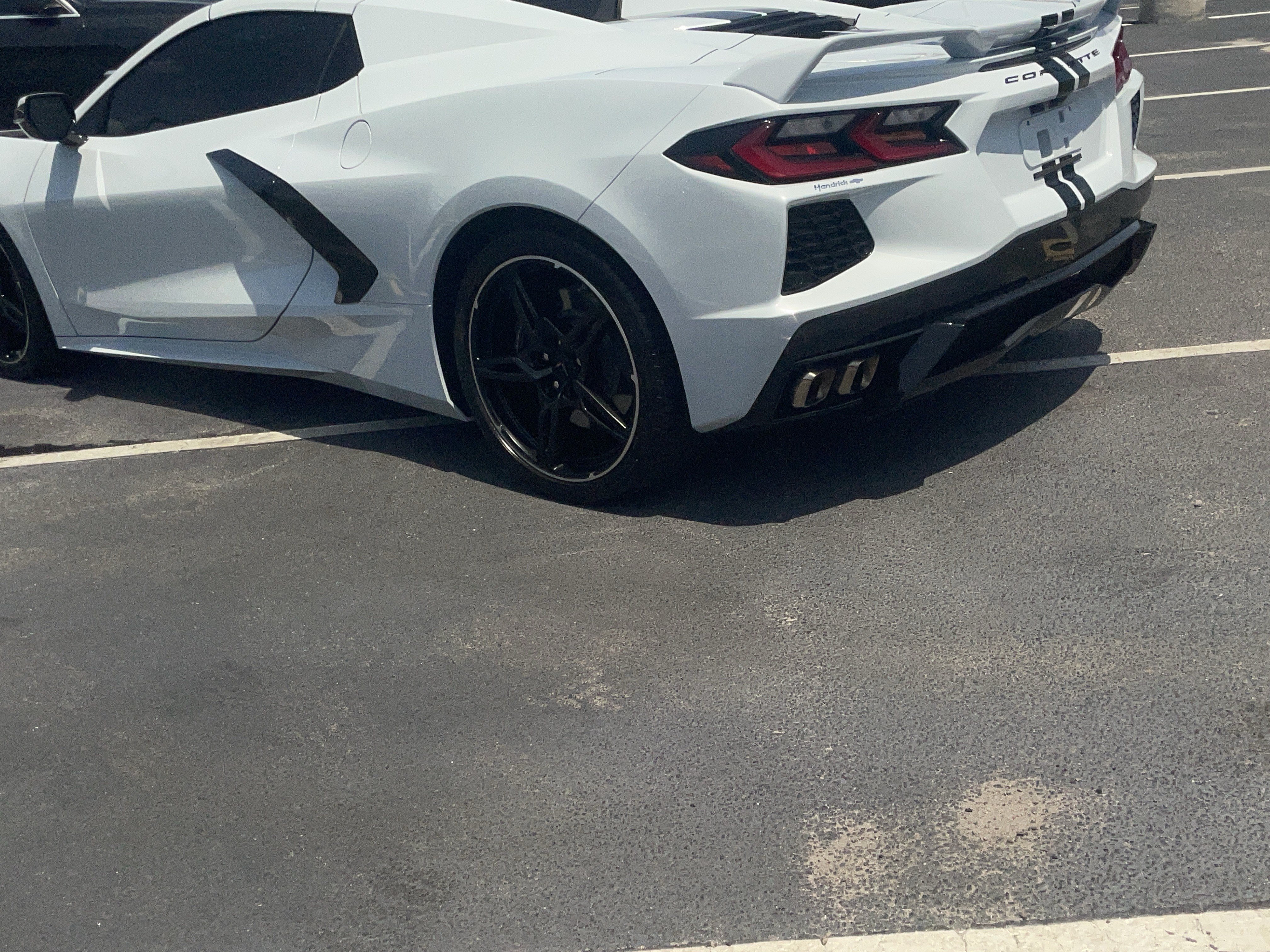 Used 2022 Chevrolet Corvette Stingray Convertible w/ Z51 Performance Package RWD image 34