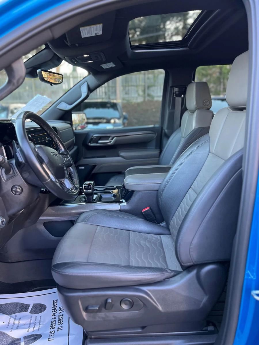 Used 2023 Chevrolet Silverado 1500 ZR2 w/ Technology Package image 11