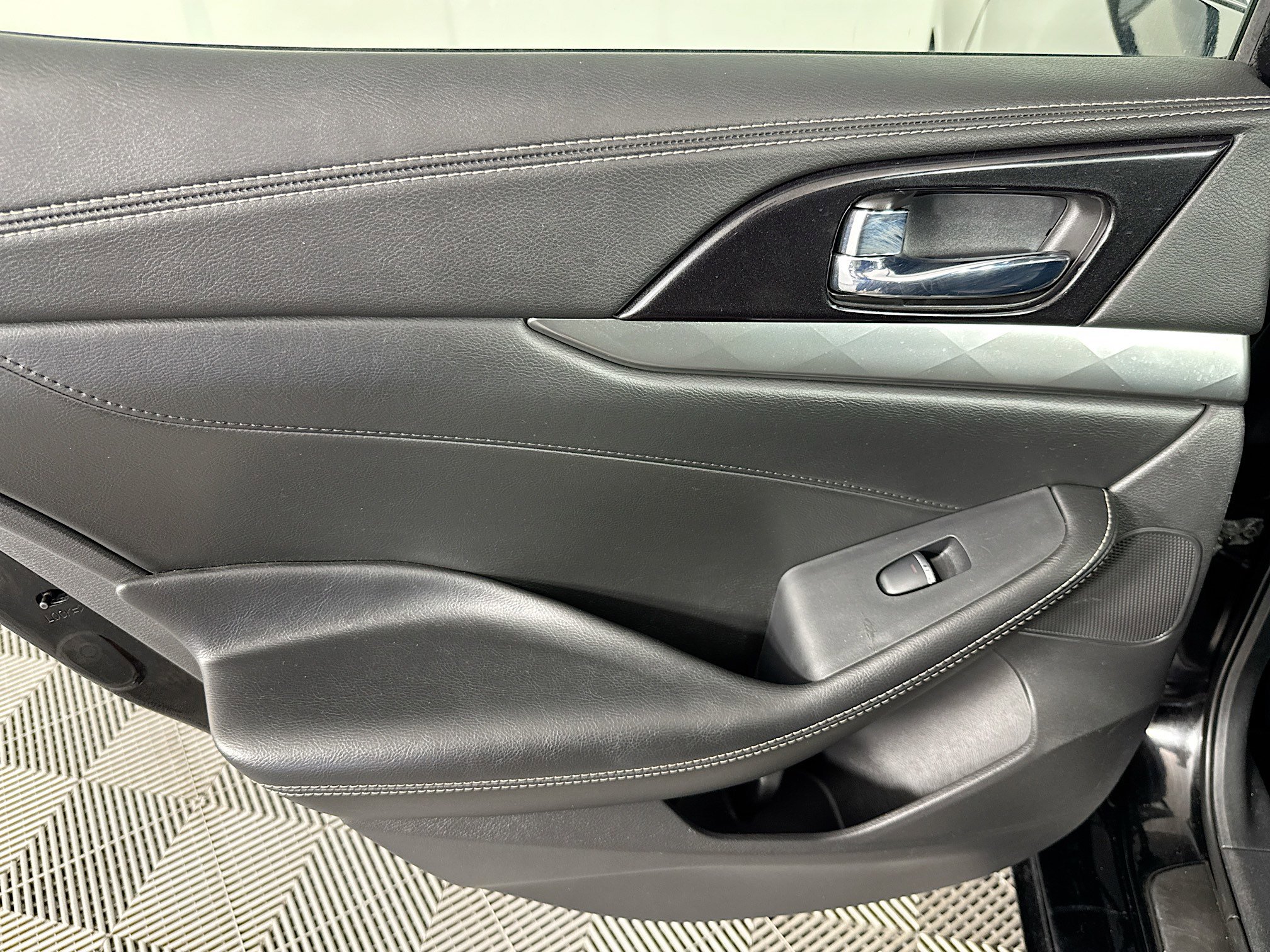 Used 2019 Nissan Maxima 3.5 SV w/ Floor Mat Group image 25