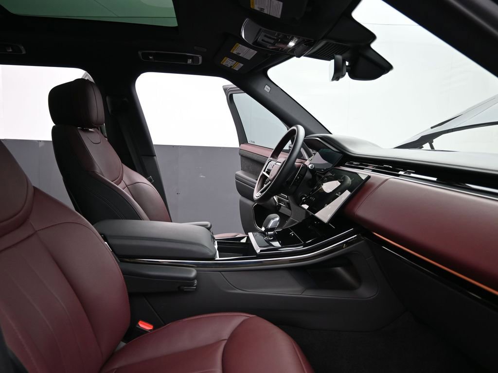 Used 2024 Land Rover Range Rover Sport Dynamic SE image 11