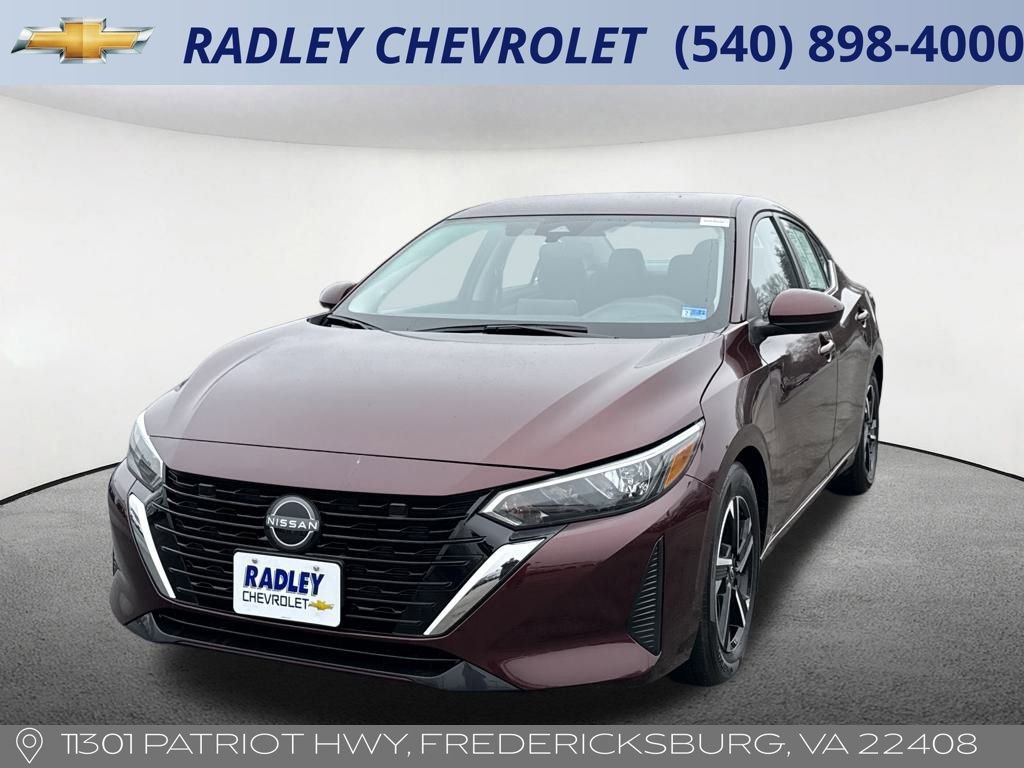 Used 2025 Nissan Sentra SV image 1