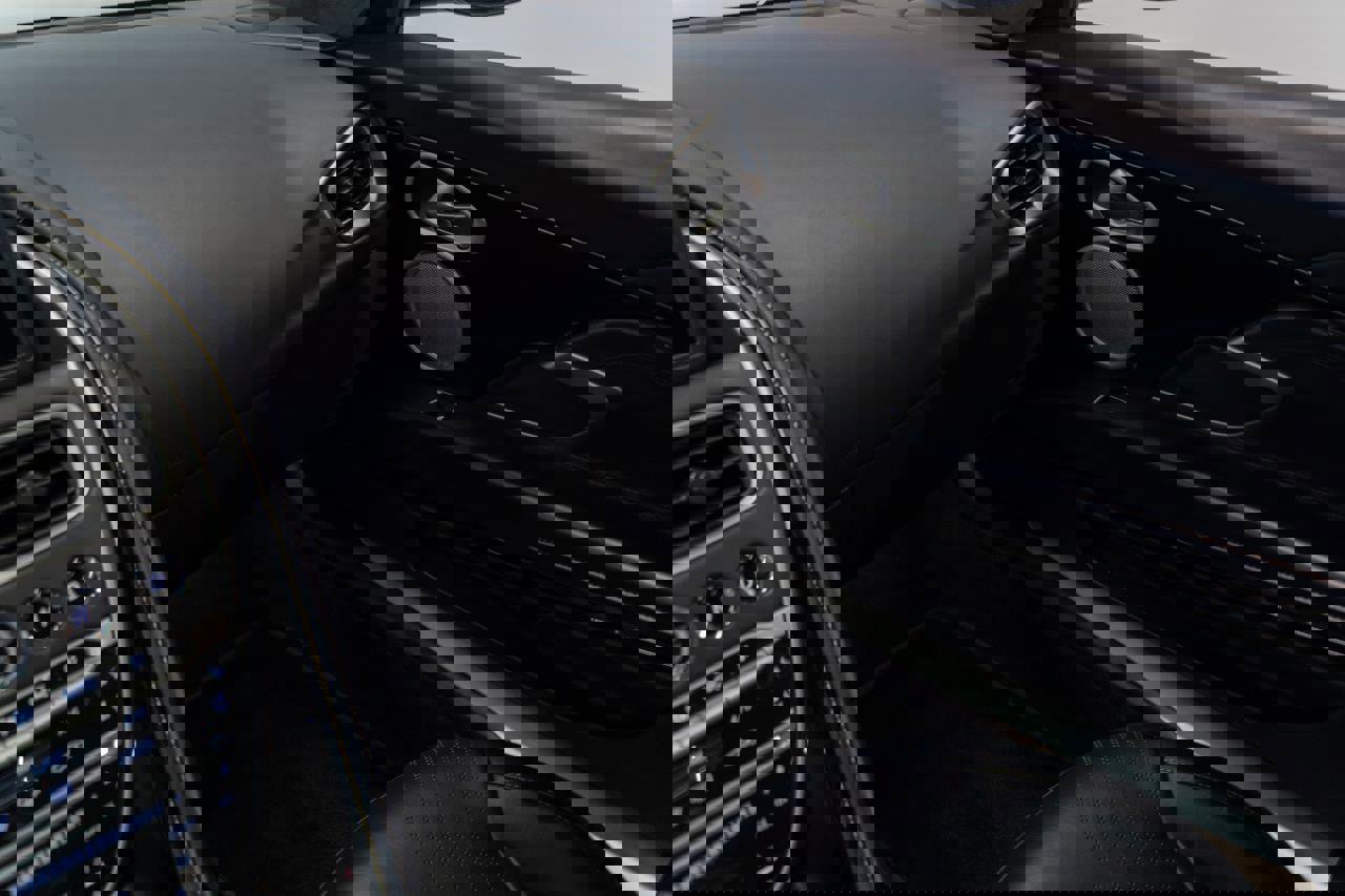 Used 2018 Aston Martin DB11 V12 image 15