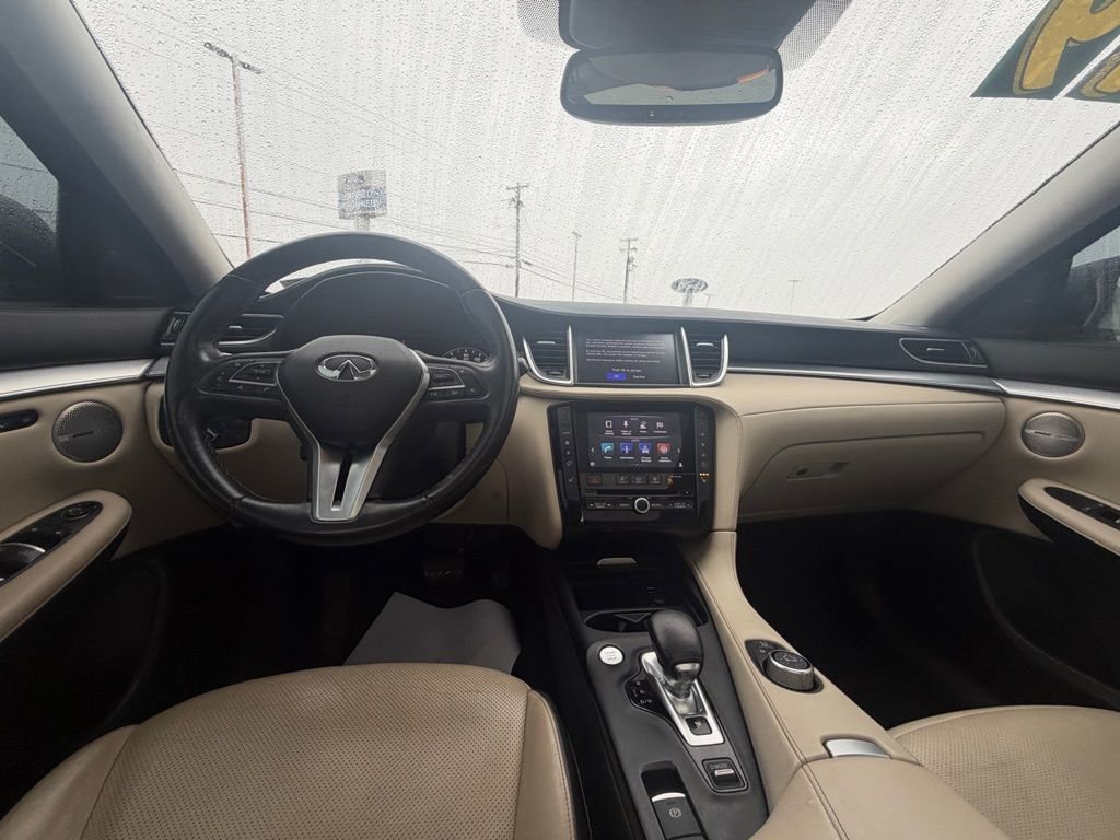 Used 2019 INFINITI QX50 Essential w/ Premium Heat Package image 14