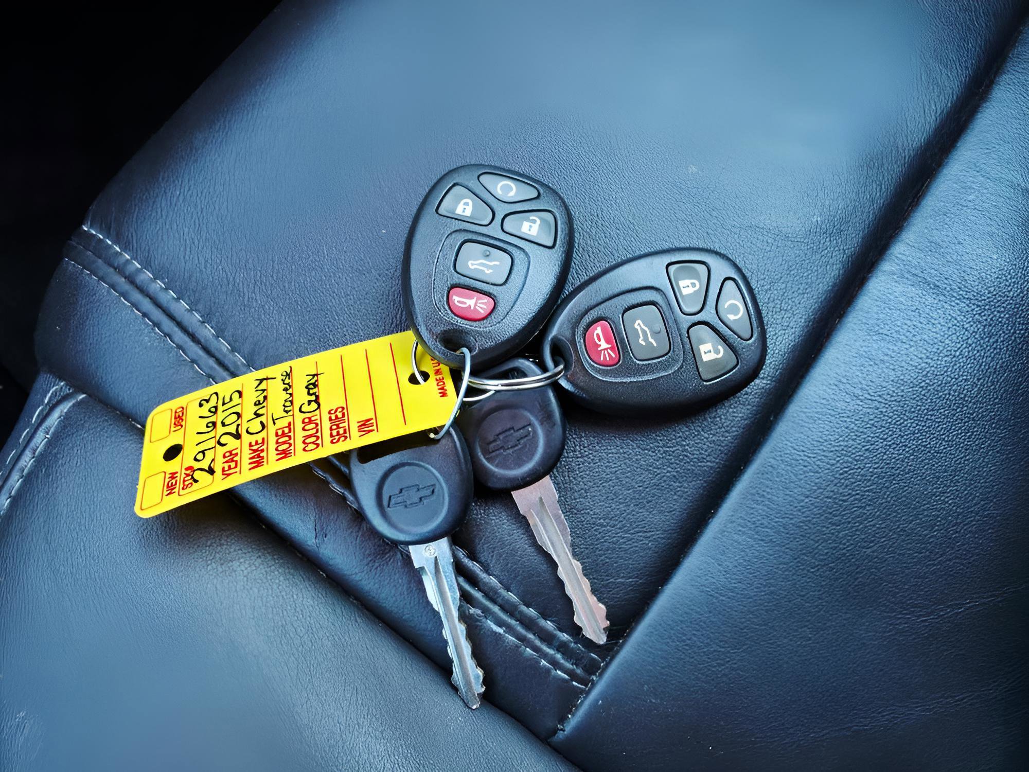 Used 2015 Chevrolet Traverse LT image 37