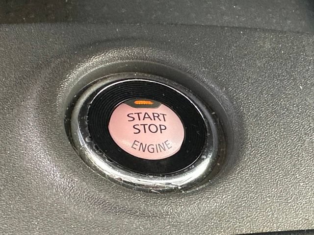 Used 2021 Nissan Frontier SV w/ Midnight Edition Floor Mats AWD/4WD image 11