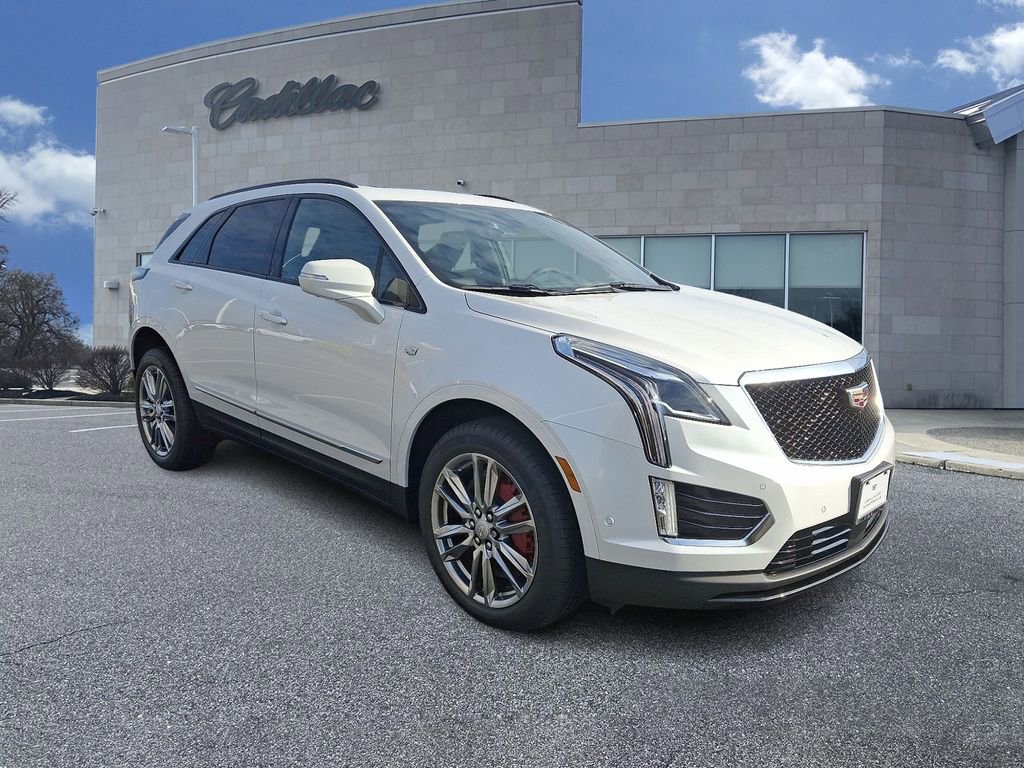 New 2026 Cadillac XT5 Sportv w/ LPO, Floor Liner Package image 2
