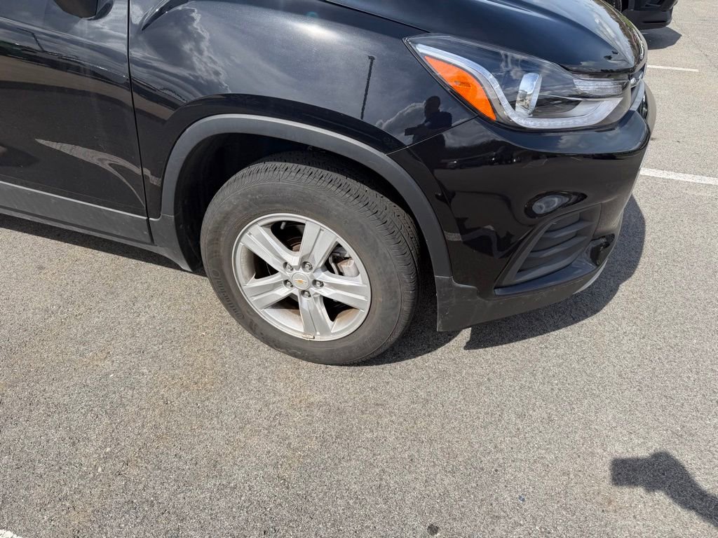Certified 2022 Chevrolet Trax LT w/ LT Convenience Package image 4