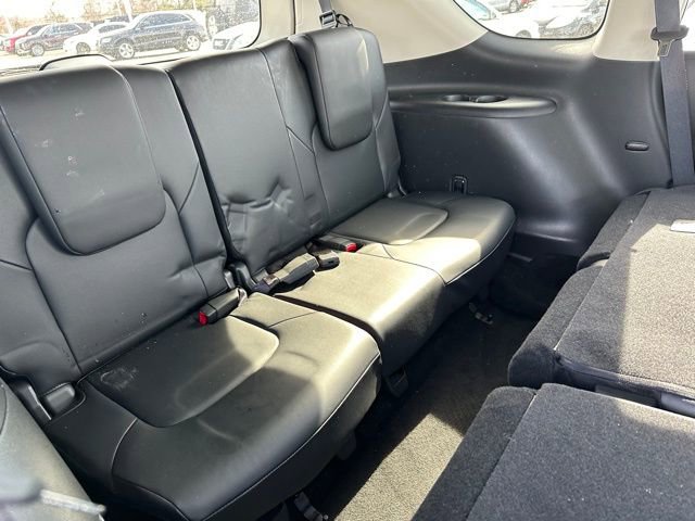 Used 2024 Nissan Armada SL image 10