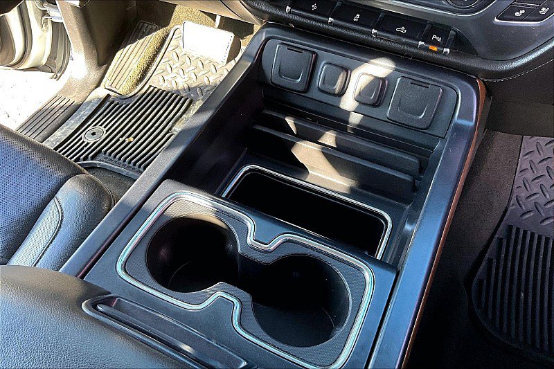 Used 2017 Chevrolet Silverado 1500 LTZ w/ Sport Package AWD/4WD image 18