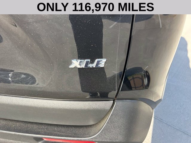 Used 2022 Toyota RAV4 XLE Premium FWD image 4
