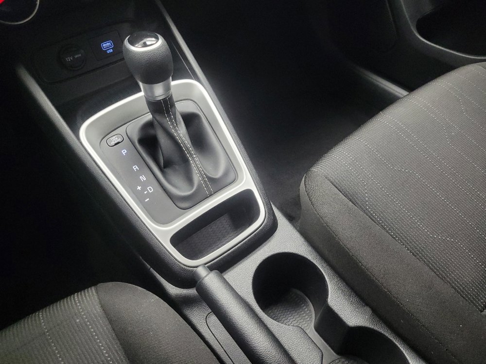 Used 2020 Hyundai Venue SE FWD image 26