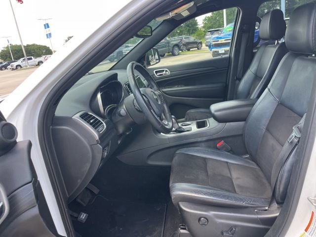 Used 2020 Jeep Grand Cherokee Laredo w/ Laredo X Package RWD image 14