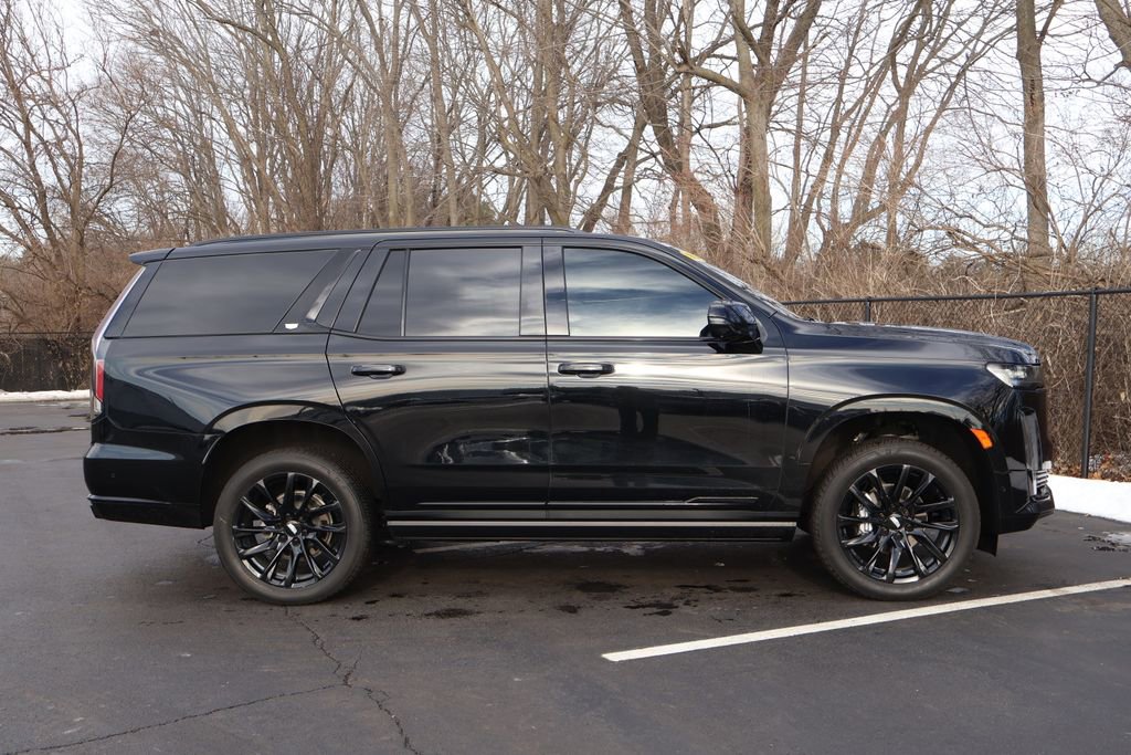 Used 2023 Cadillac Escalade Sport Platinum w/ LPO, ONYX Package image 9