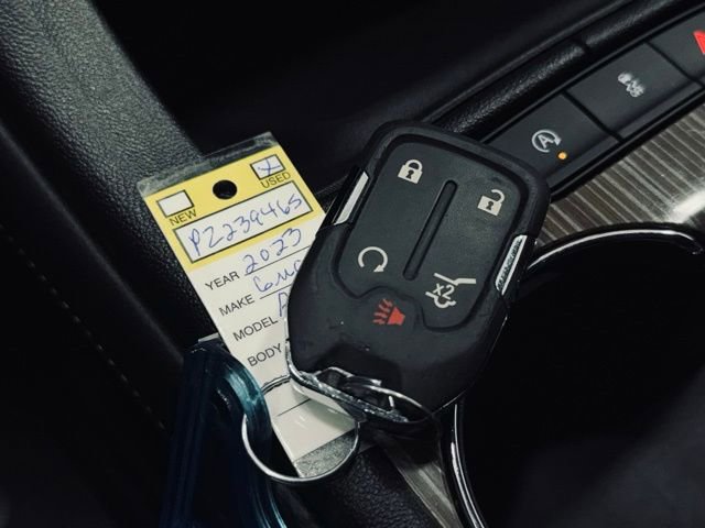 Used 2023 GMC Acadia SLE w/ Driver Convenience Package image 40