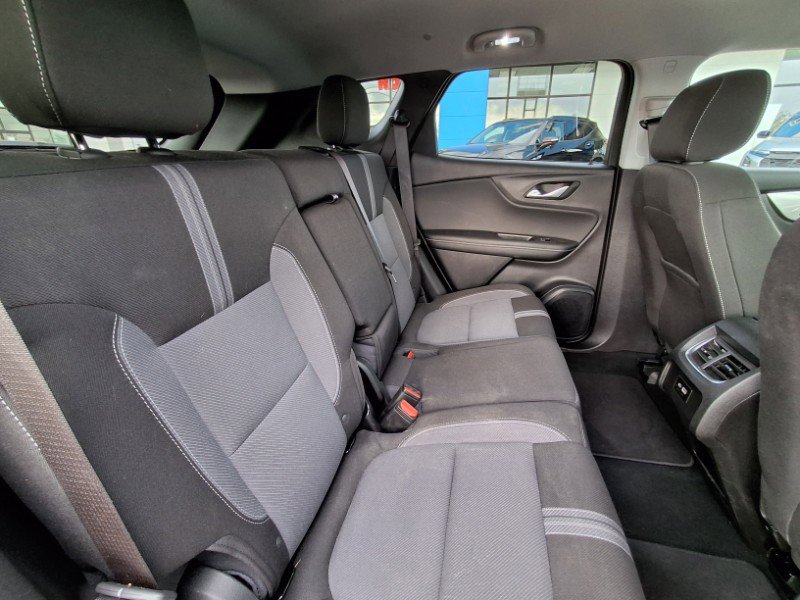 Used 2025 Chevrolet Blazer LT image 16