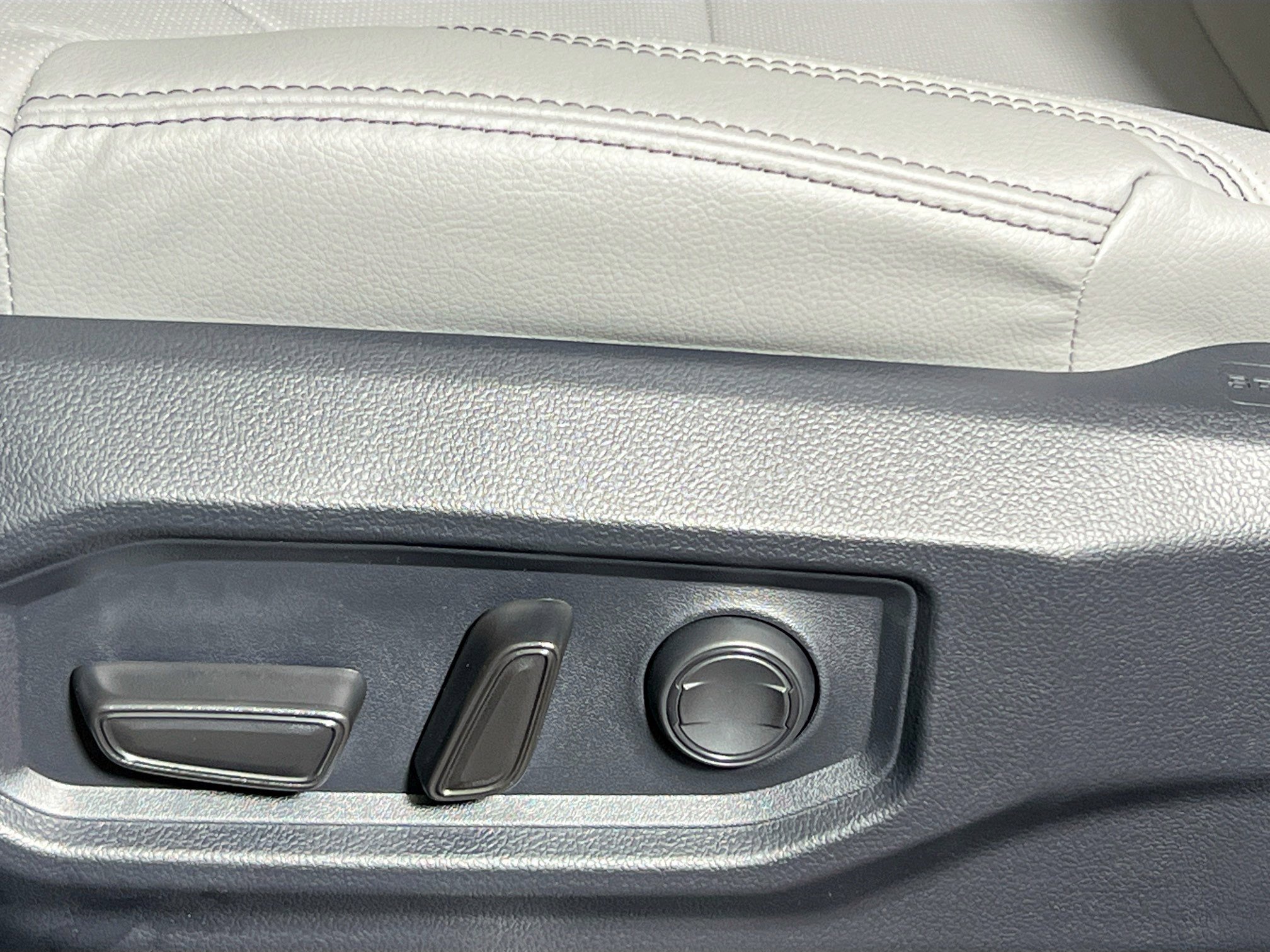 New 2026 Toyota Tundra SR5 image 15