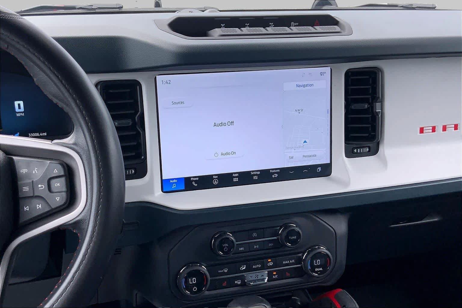 Used 2025 Ford Bronco Heritage Edition AWD/4WD image 7
